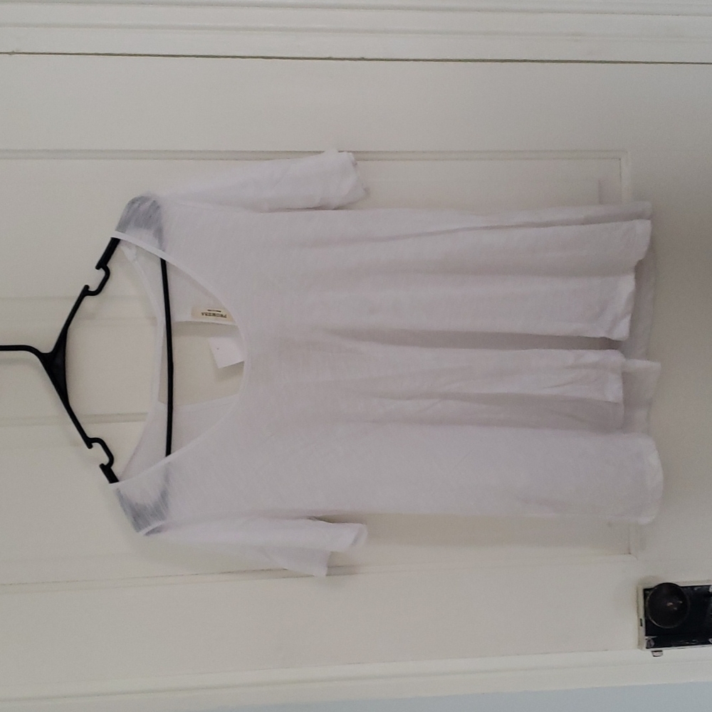 Open back detail white tee